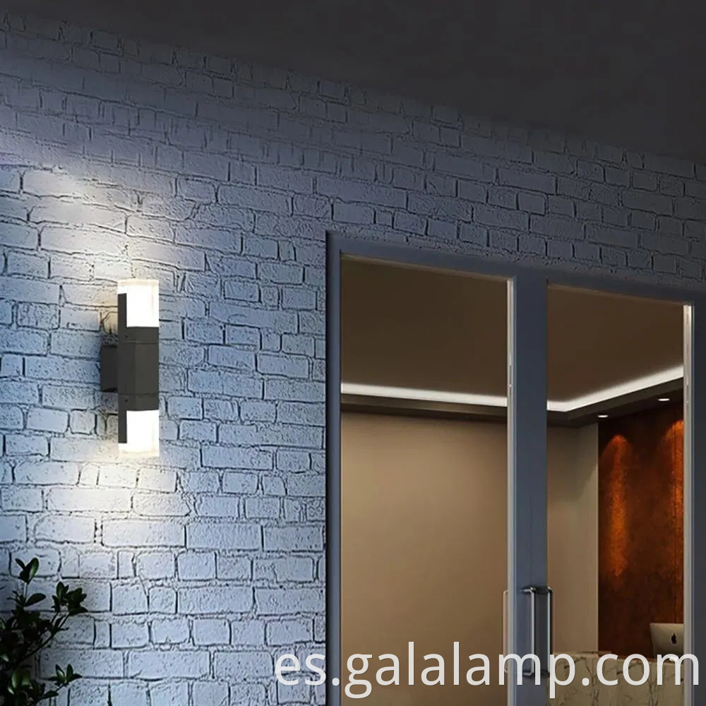 Elegante apliques de pared al aire libre con diseño impermeable para la lámpara de uso durante todo el año